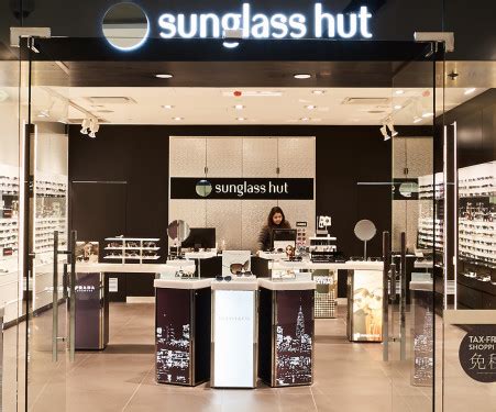 sunglass hut sydney airport